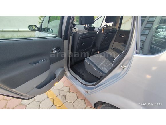 Sahibinden Renault Scenic 1.6 Dynamique 2004 Model