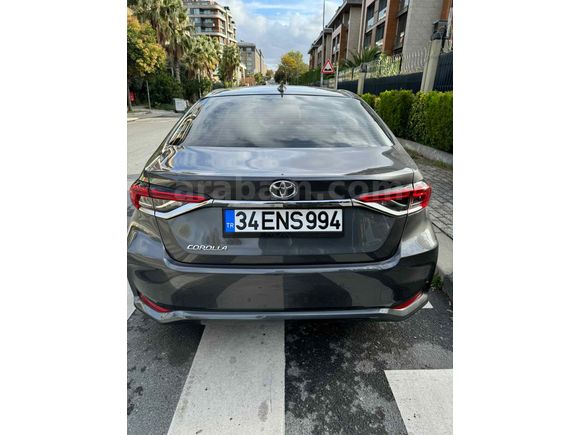 Sahibinden Toyota Corolla 1.5 Dream 2023 Model 