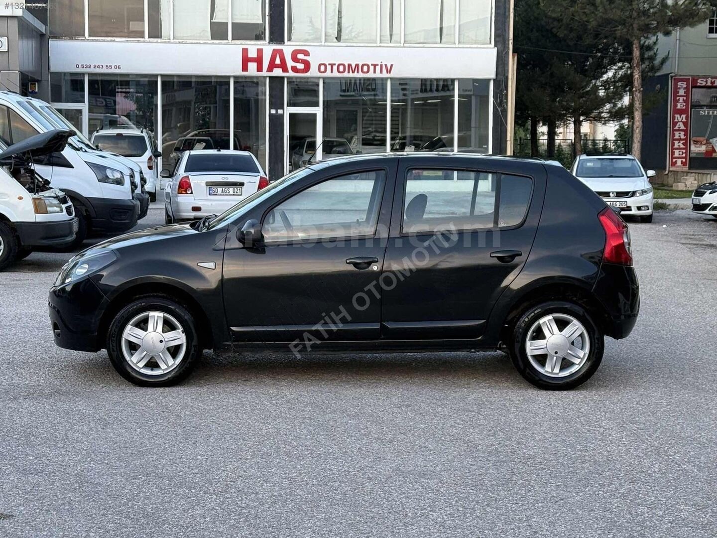 Galeriden Dacia Sandero 1.5 dCi Black Line 2010 Model Tokat 139.000 km Siyah 4