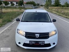 - 2013 178 Bin De - Double Teyp + Geri Görüş - Dacia Sandero -