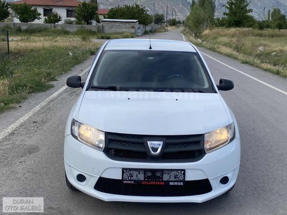 - 2013 178 Bin De - Double Teyp + Geri Görüş - Dacia Sandero -