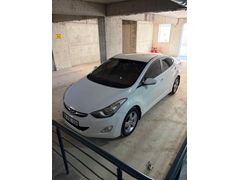 Sahibinden Hyundai Elantra 1.6 D-CVVT Prime Plus 2011 Model  175.000 km Beyaz