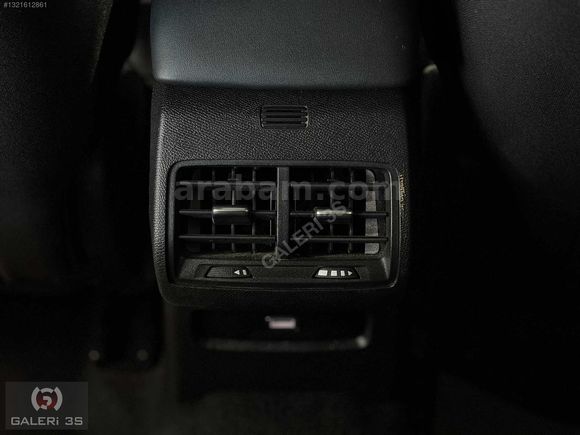 GALERİ 3S'DEN 2024 CİTROEN C4 1.2 130HP SHİNE 26'BİNDE HATASIZ