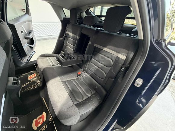 GALERİ 3S'DEN 2024 CİTROEN C4 1.2 130HP SHİNE 26'BİNDE HATASIZ