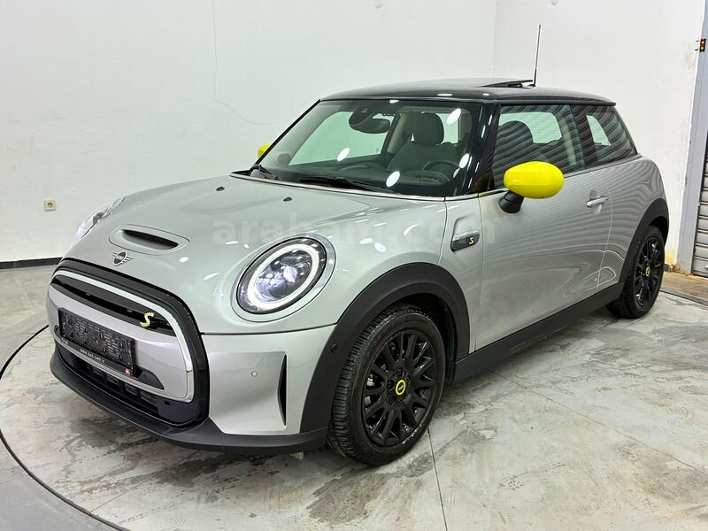 Galeriden Mini Cooper Electric SE Inspired 2023 Model Samsun 19.150 km Gri