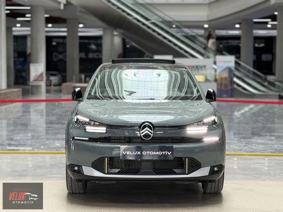 FULL / HATASIZ BOYASIZ TRAMERSİZ / 2025 / 9.800Km / GARANTİLİ