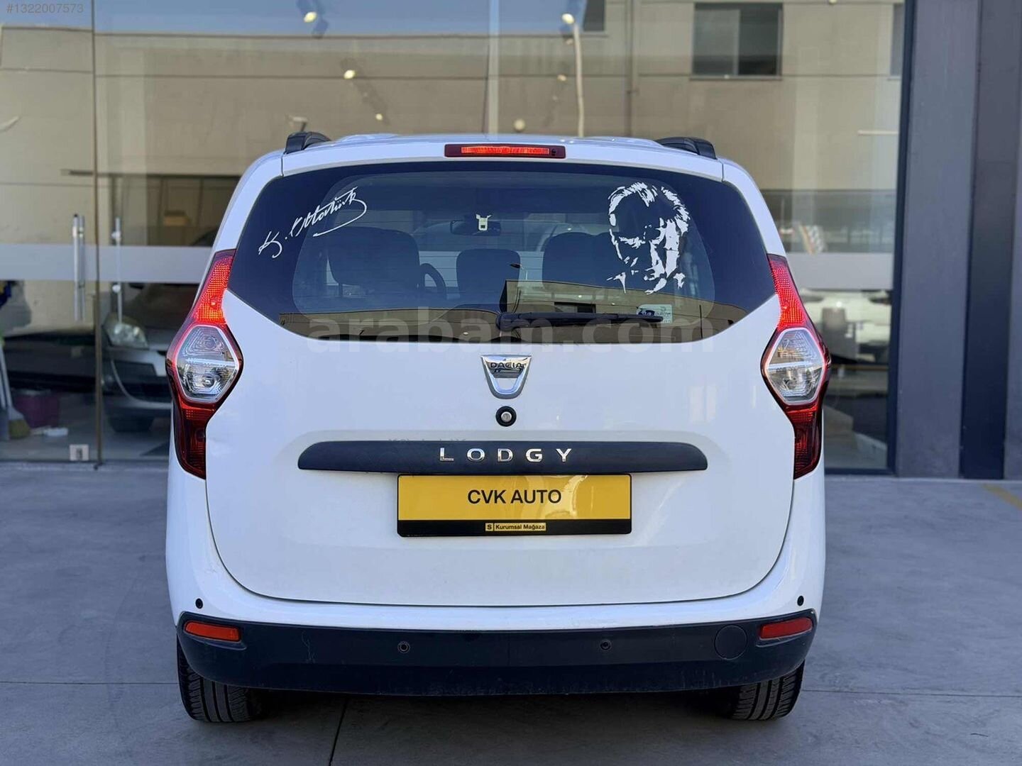 Galeriden Dacia Lodgy 1.5 dCi Laureate 2014 Model İzmir 197.000 km Beyaz 7