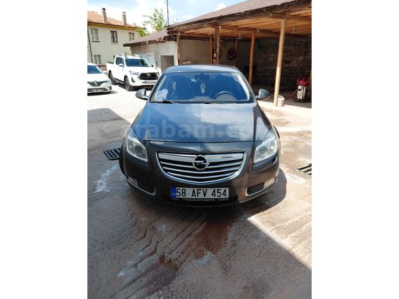 Sahibinden Opel Insignia 1.6 T Cosmo 2010 Model  244.000 km Füme