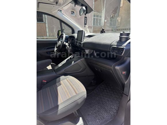 Sahibinden Opel Combo 1.5 CDTI Ultimate 2022 Model 