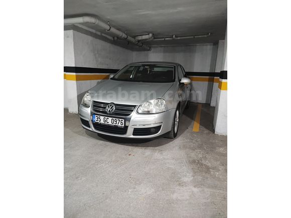 Sahibinden aile arabası Jetta 2011 Otomatik dizel
