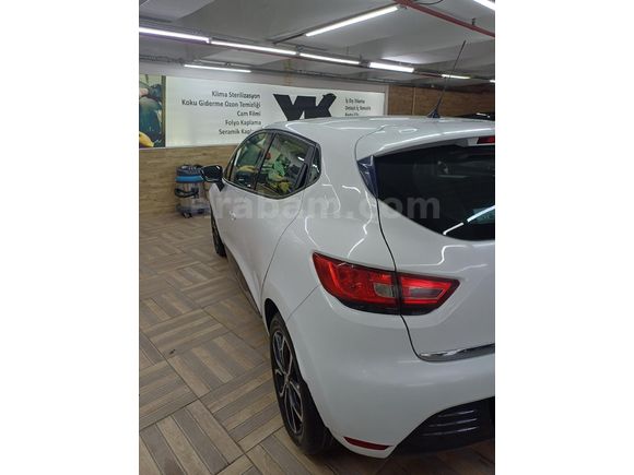 MEMURDAN TRAMERSİZ DEĞİŞENSİZ BOYASIZ Clio 1.5 dCi Touch 2018 Model