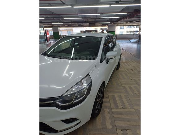 MEMURDAN TRAMERSİZ DEĞİŞENSİZ BOYASIZ Clio 1.5 dCi Touch 2018 Model