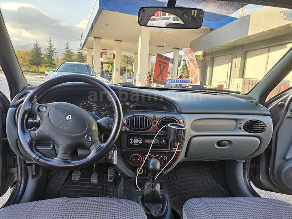 Sahibinden Renault Megane 2.0 RXT 1998 Model