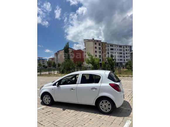 Galeriden Opel Corsa 1.3 CDTI Essentia 2008 Model Kars