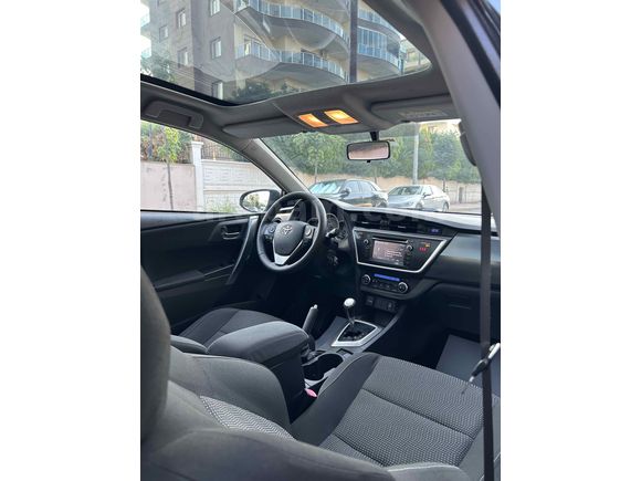 Galeriden Toyota Auris 1.4 D-4D Active Skypack 2013 Model Manisa