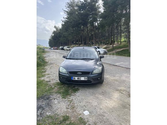 Sahibinden Ford Focus 1.6 Trend 2005 Model 