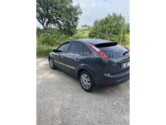 Sahibinden Ford Focus 1.6 Trend 2005 Model 