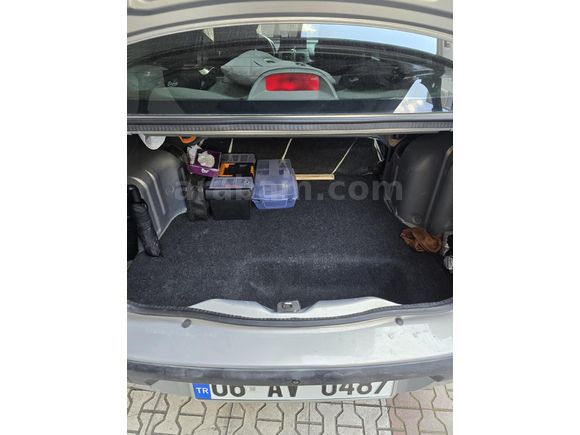 Sahibinden Renault Clio 1.4 Alize 2006 Model  217.000 km Kahverengi