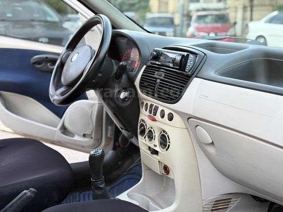 2004 PUNTO 1.3 MULTİJET KLİMALI