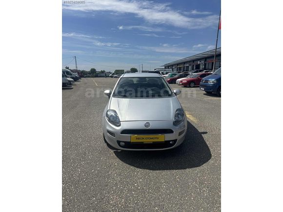İnecik Otomotiv den Fiat Punto 1.4 Otomatik