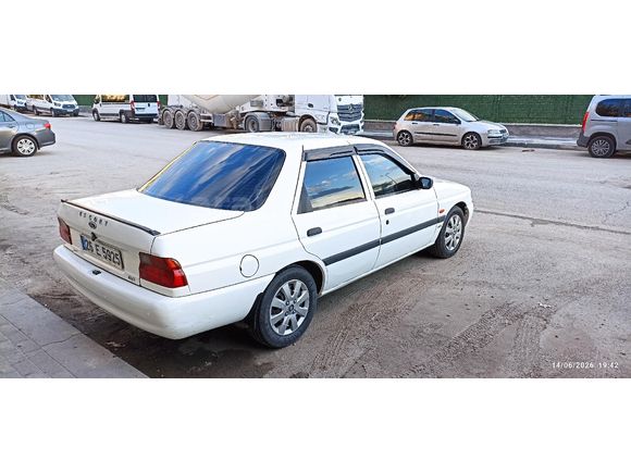 Sahibinden Ford Escort 1.6 CLX 1997 Model