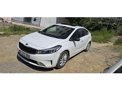 Sahibinden Kia Cerato 1.6 CRDi Concept Plus 2017 Model İstanbul 98.500 km Beyaz