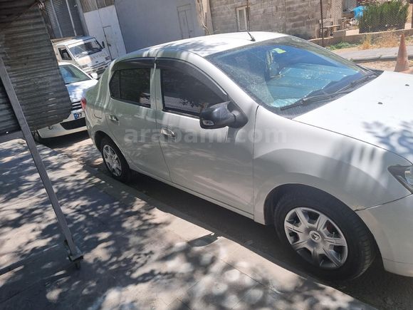 ÖĞRETMENDEN TERTEMİZ 2014 MODEL 1.2 BENZİNLİ RENAULT SYMBOL