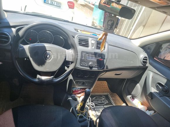 ÖĞRETMENDEN TERTEMİZ 2014 MODEL 1.2 BENZİNLİ RENAULT SYMBOL