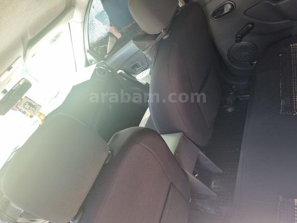 ÖĞRETMENDEN TERTEMİZ 2014 MODEL 1.2 BENZİNLİ RENAULT SYMBOL