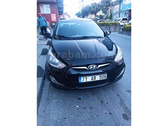 Sahibinden Hyundai Accent Blue 1.6 CRDI Prime 2012 Model 