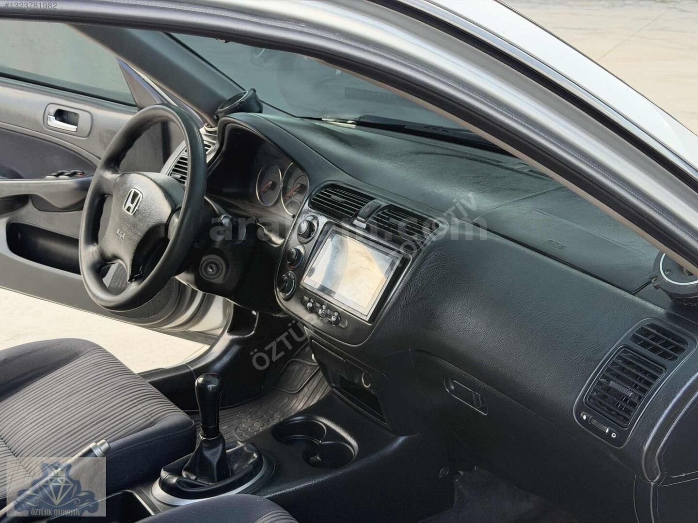 Galeriden Honda Civic 1.6i VTEC ES 2005 Model Denizli 287.000 km Gri 3