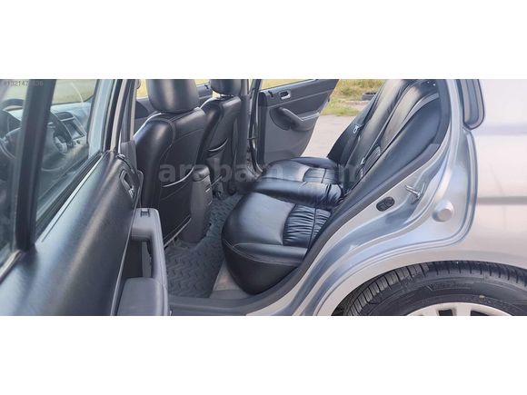 2004 MODEL HONDA CİVİC BOYASIZ. ORJİNAL DERİ DÖŞEM