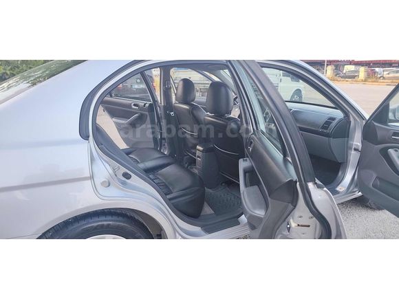 2004 MODEL HONDA CİVİC BOYASIZ. ORJİNAL DERİ DÖŞEM