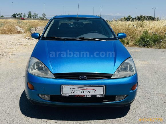 TEMİZ FORD FOCUS 2000 MODEL