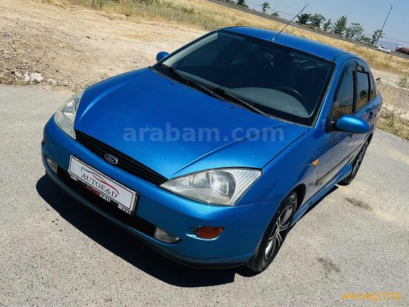 TEMİZ FORD FOCUS 2000 MODEL