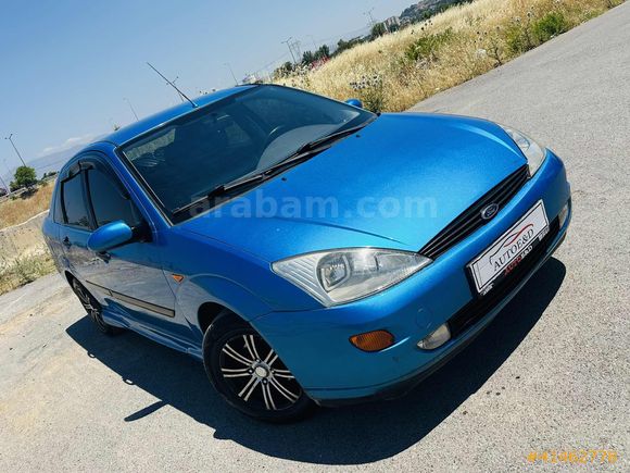 TEMİZ FORD FOCUS 2000 MODEL