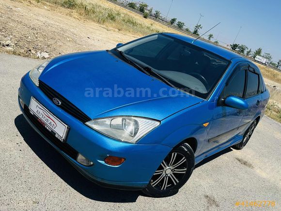 TEMİZ FORD FOCUS 2000 MODEL