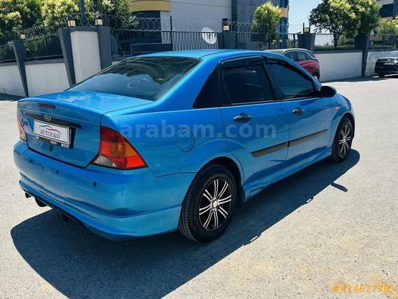 TEMİZ FORD FOCUS 2000 MODEL