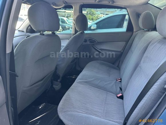 TEMİZ FORD FOCUS 2000 MODEL