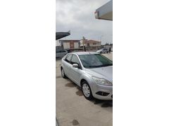 Sahibinden Ford Focus 1.6 Comfort 2011 Model  195.000 km Gri (Gümüş)