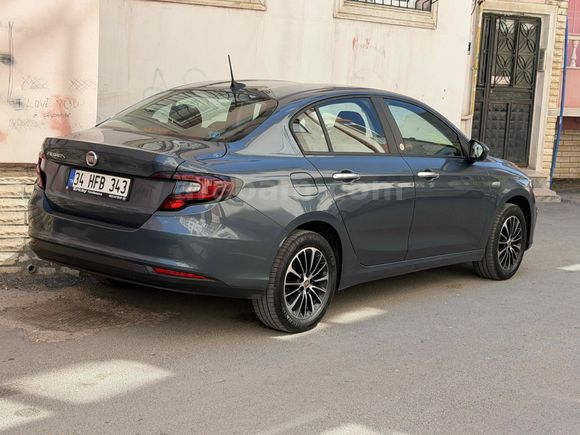 Sahibinden Fiat Egea 1.4 Fire Urban 2023 Model  10.000 km Mavi
