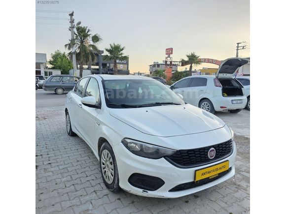 ANTAKYA ES AUTO DAN 2020 FİAT EGEA 1.4 BENZİN EASY PLUS