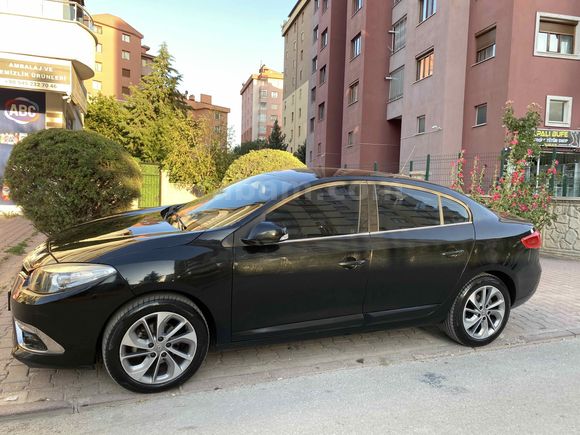 Sahibinden Renault Fluence 1.5 dCi Icon 2015 Model  140.000 km Siyah