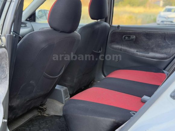 DERİCİ AUTO'DAN 1.5 KLİMALI HONDA CIVIC