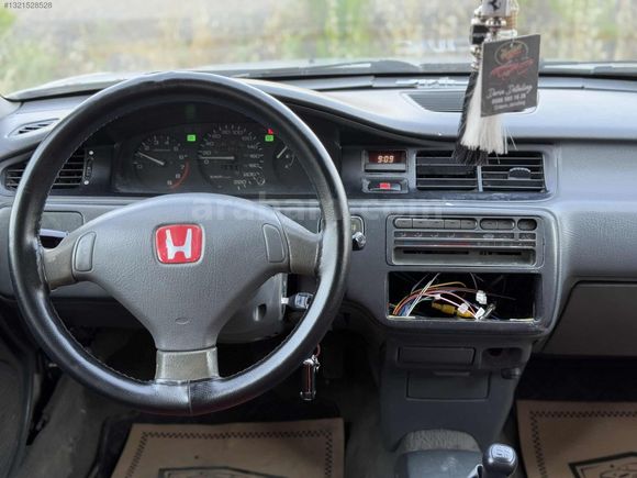 DERİCİ AUTO'DAN 1.5 KLİMALI HONDA CIVIC