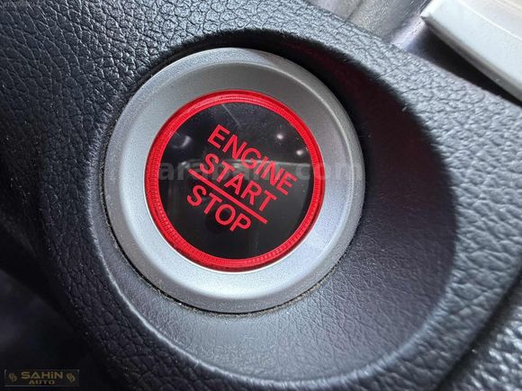 ŞAHİN AUTO 2016 CİVİC 1.6-VTEC EXECUTİVE SNRUF NAV FUL