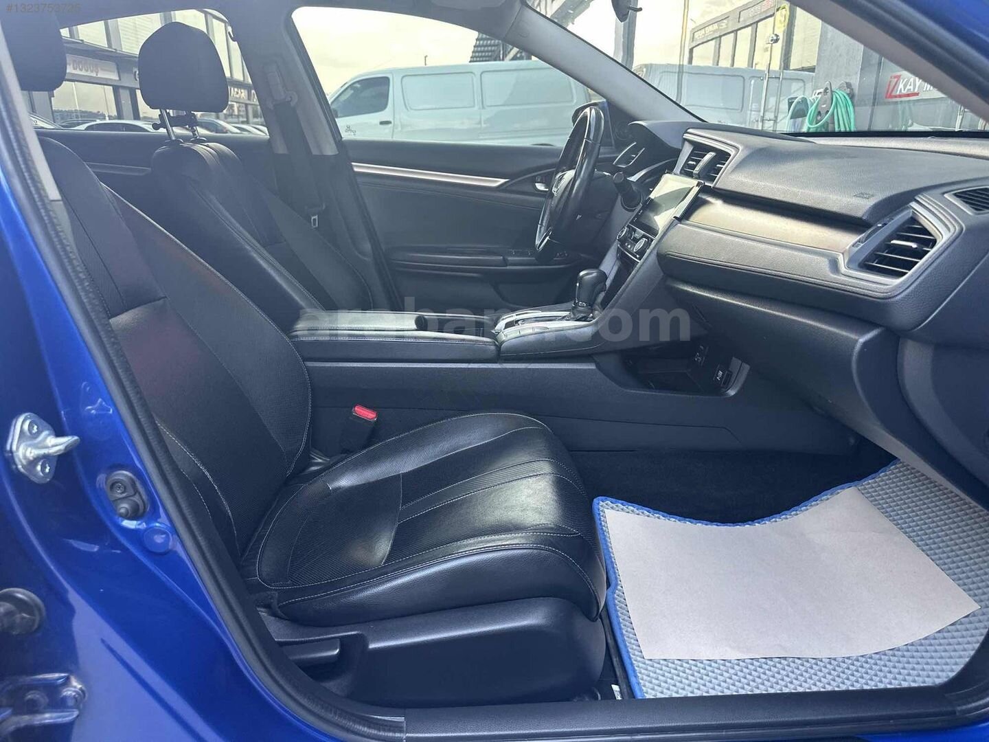 Galeriden Honda Civic 1.6i VTEC Executive 2018 Model İzmir 86.000 km Mavi 6