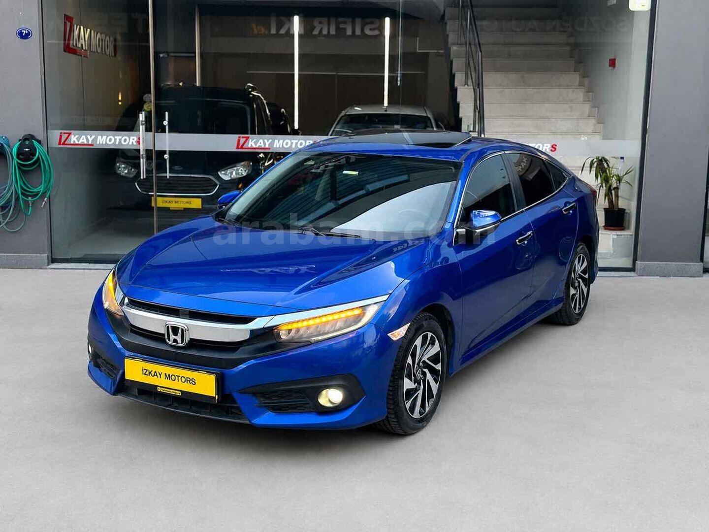 Galeriden Honda Civic 1.6i VTEC Executive 2018 Model İzmir 86.000 km Mavi 3