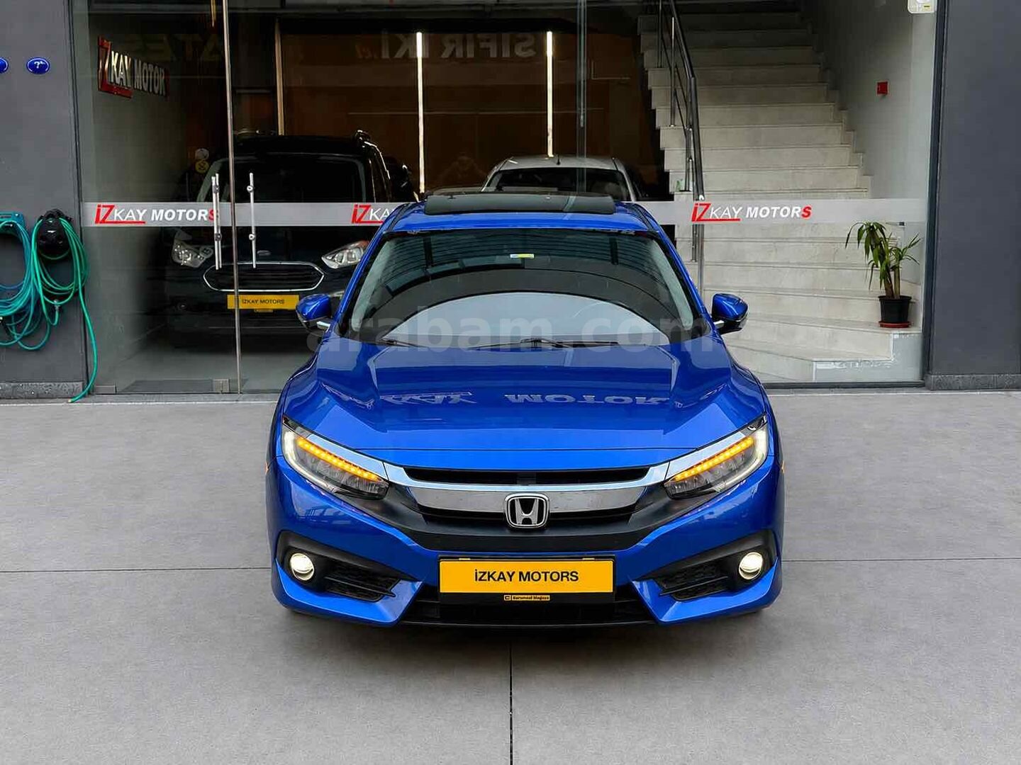 Galeriden Honda Civic 1.6i VTEC Executive 2018 Model İzmir 86.000 km Mavi 2