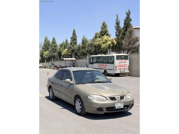 Ayaz autodan Hyundai Elantra 1.6 klimali kredi kartı geçerlidir